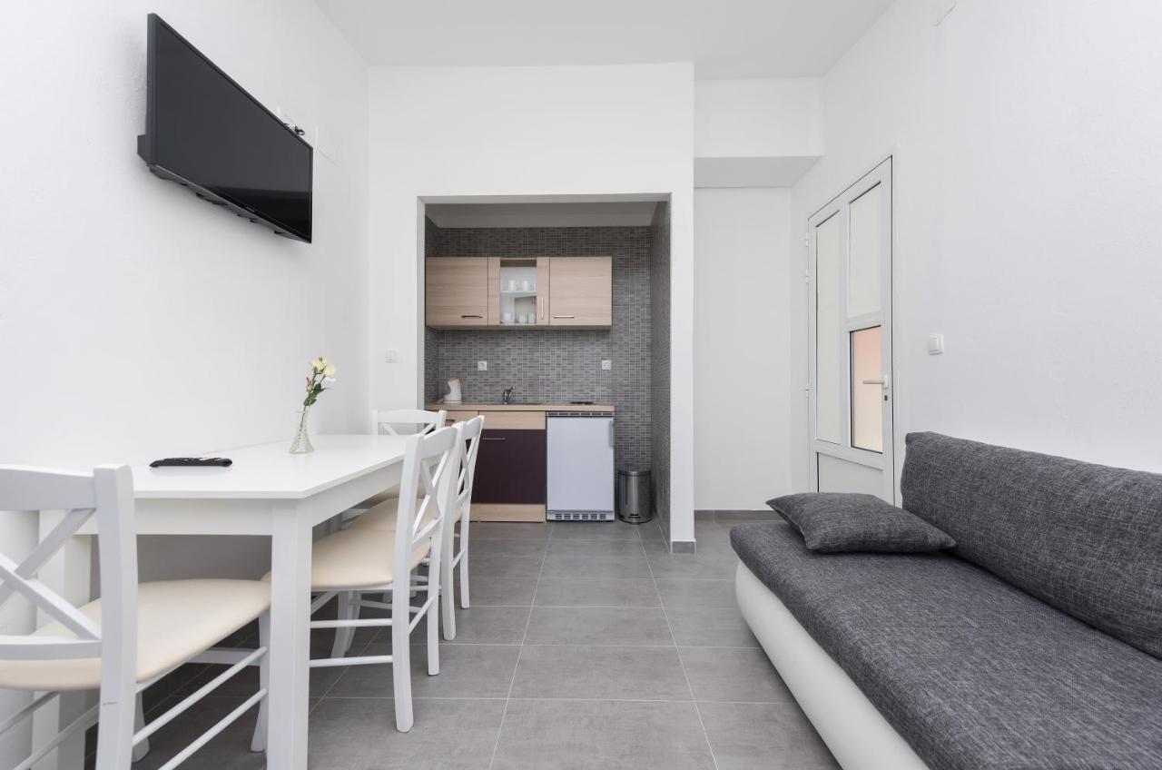 Tonka Apartments Gradac  Exterior photo