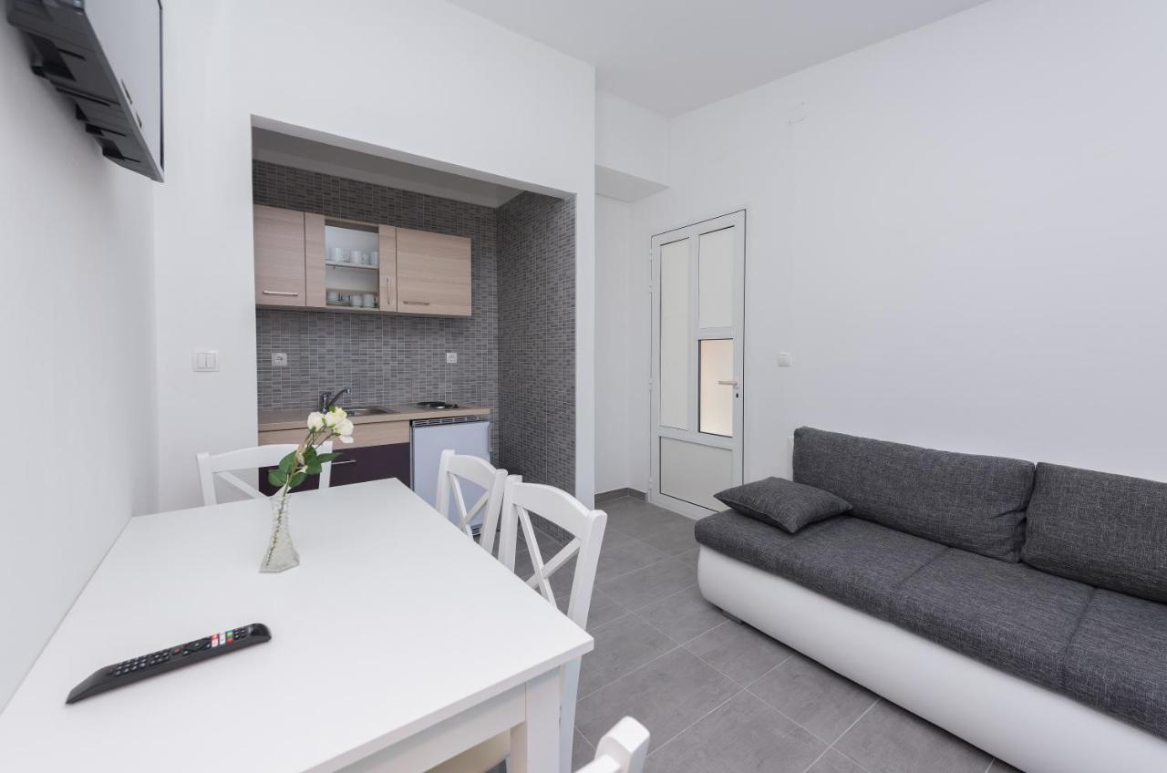 Tonka Apartments Gradac  Exterior photo
